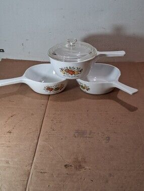 3 Corning Ware Spice of Life P-81-B & P-82-B Pans 6" with Handles W/ 1 lid.